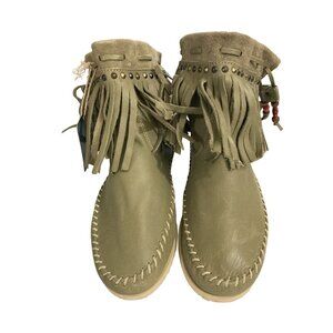 NEW Buyamba Women size 7 Handcrafted Green Fringe Bead Details Moccasin Boots